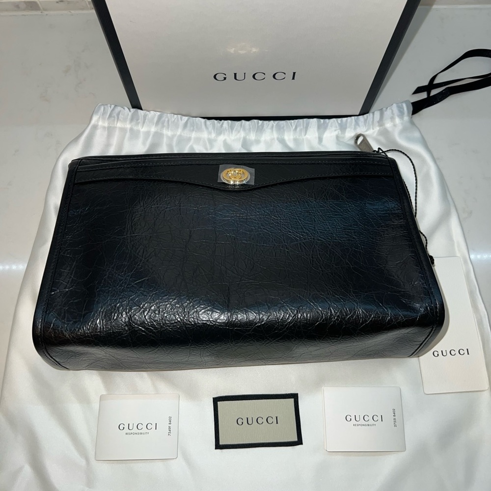 Gucci black leather pouch clutch C